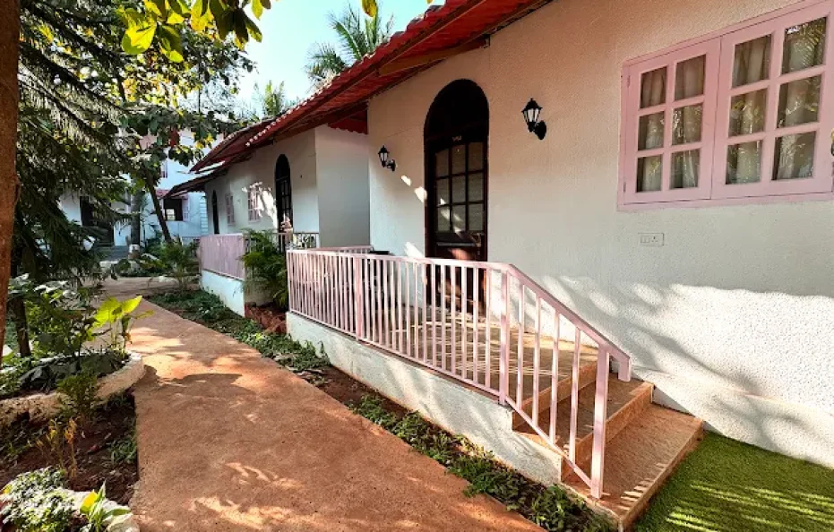 Arambol Sweet Lake Resort