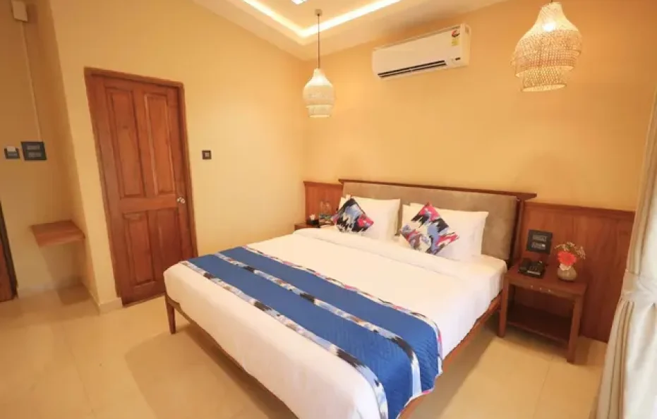 Foxoso Aaristo Baga Beach Resort_Baga
