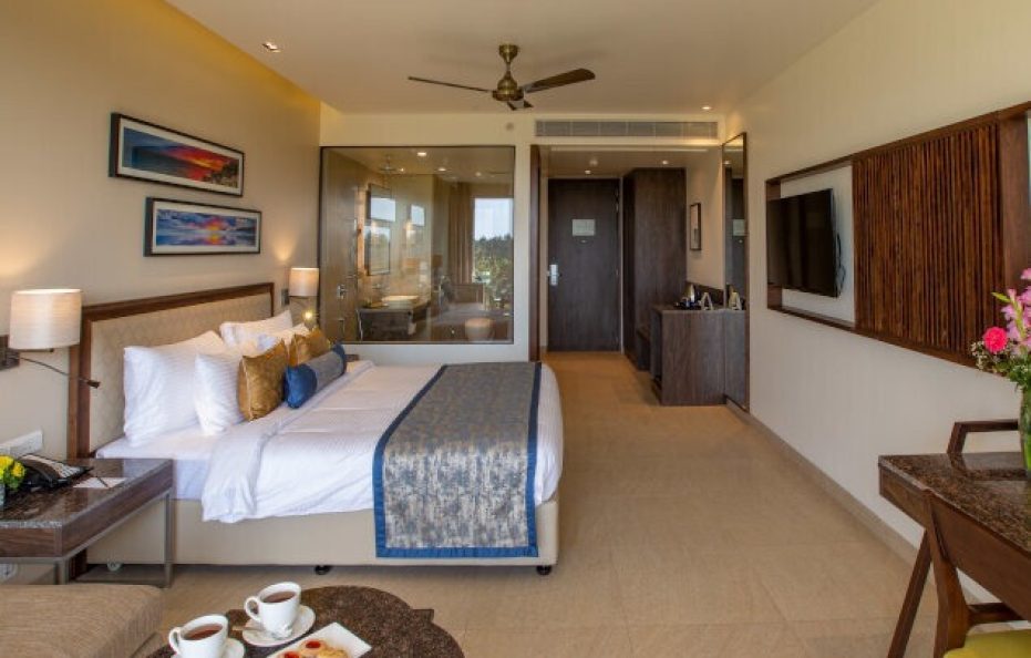 Premire Room With Breakfast and Meal
