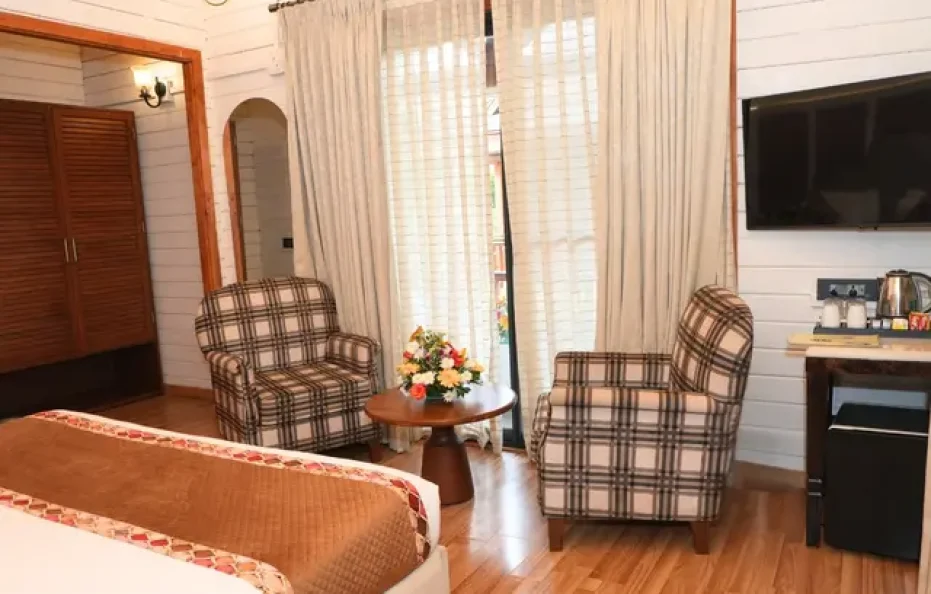 Foxoso Aaristo Baga Beach Resort_Baga
