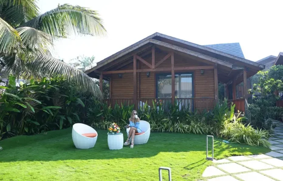 Foxoso Aaristo Baga Beach Resort_Baga