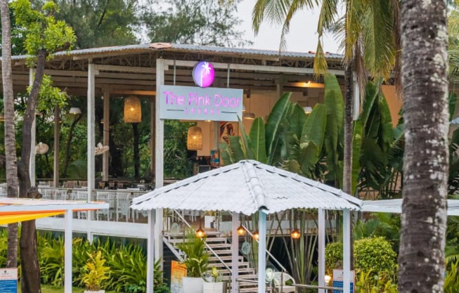 Foxoso La Beach Resort & Spa_ Morjim