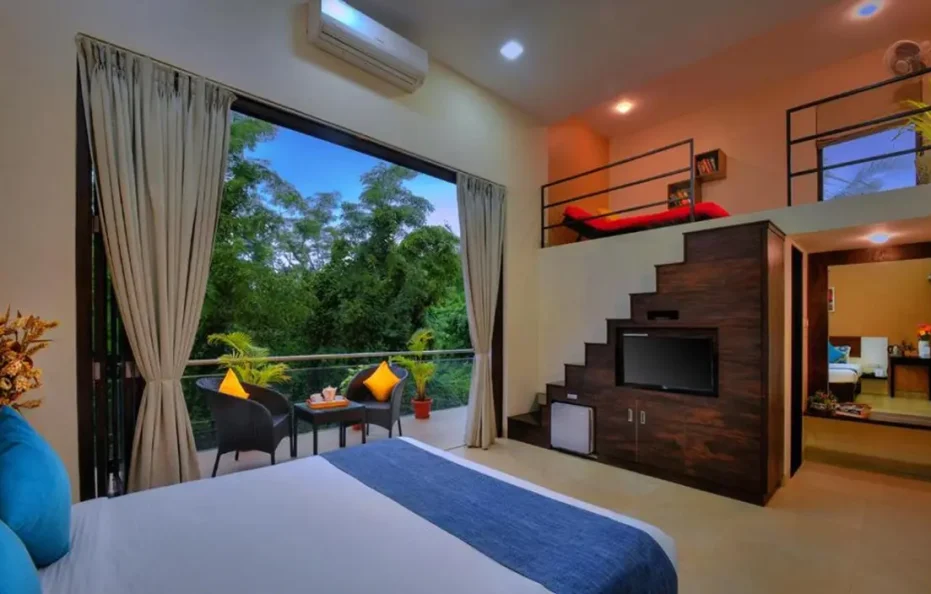 Suite with attic