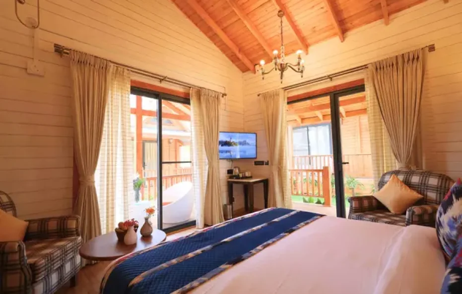 Foxoso Aaristo Baga Beach Resort_Baga