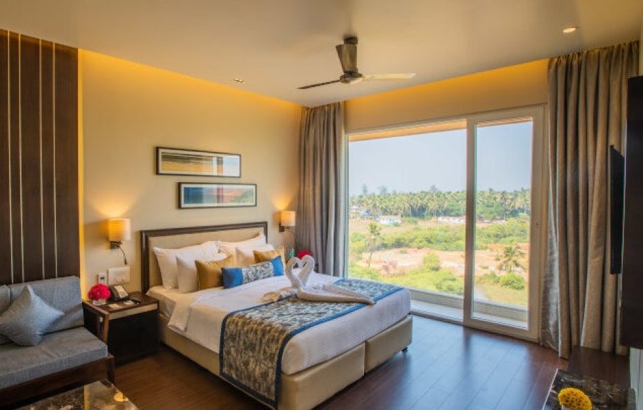 Suite Room with Breakfast and Meal