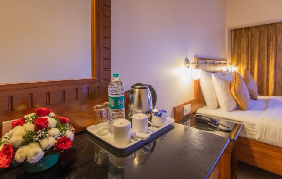 Deluxe Room With Breakfast + Lunch/Dinner