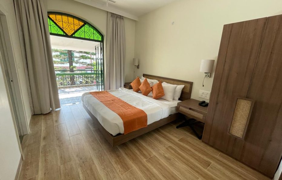 Private Villa-2BHK Apartment with Breakfast Only