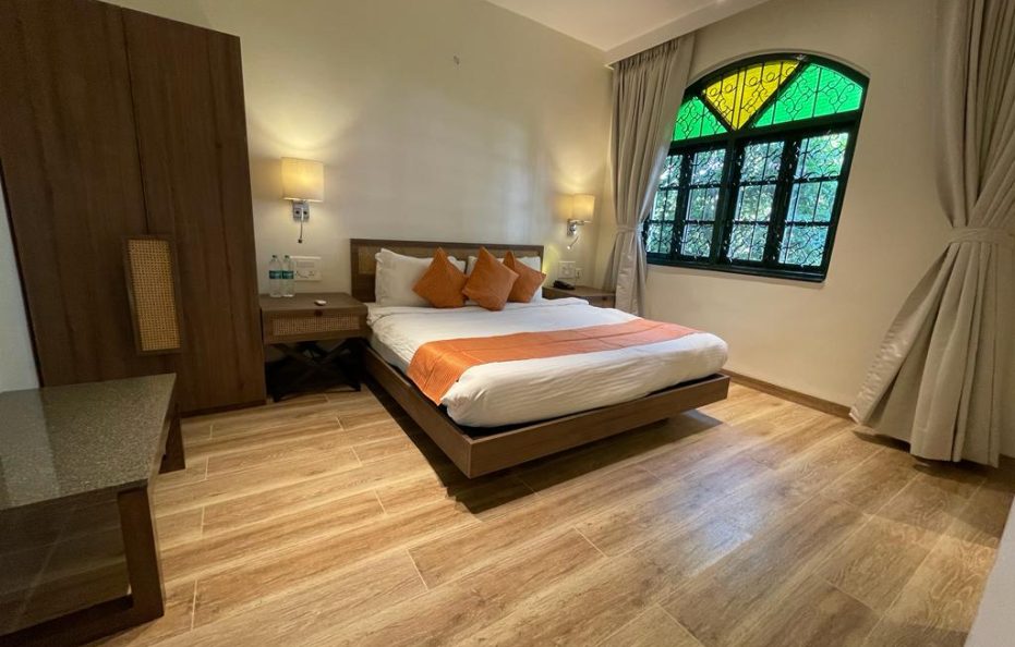 Private Villa-2BHK Apartment with Breakfast Only